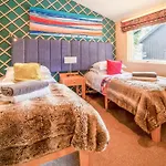 Brockwood Hall Tatil parkı