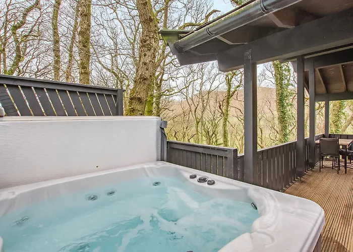 Brockwood Hall * Duddon